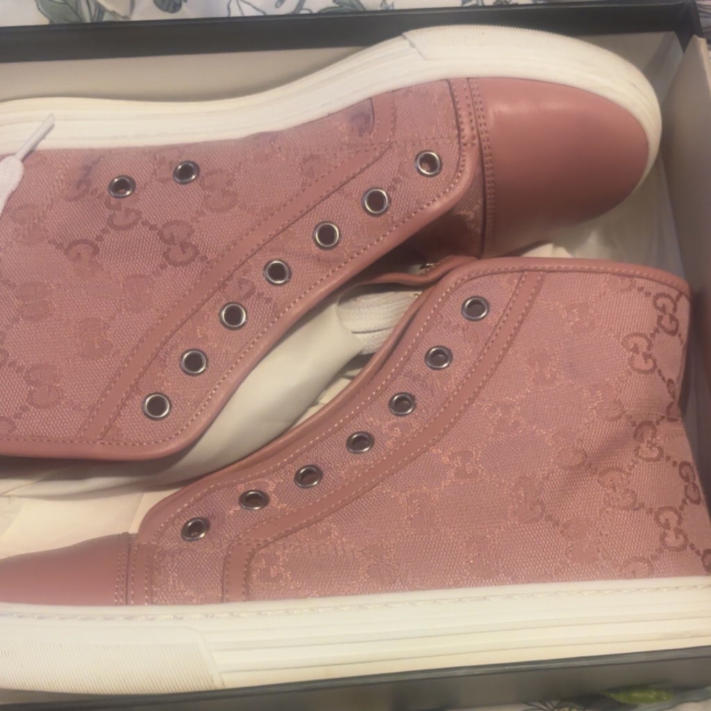 Gucci Shoes Women